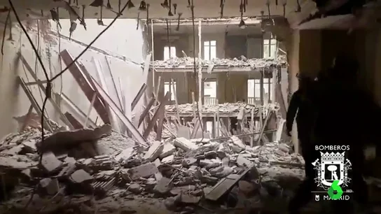 Las tareas de desescombro del edificio de Madrid donde han desaparecido dos obreros pueden durar entre dos y tres días Las tareas de desescombro del edificio de Madrid donde han desaparecido dos obreros pueden durar entre dos y tres días