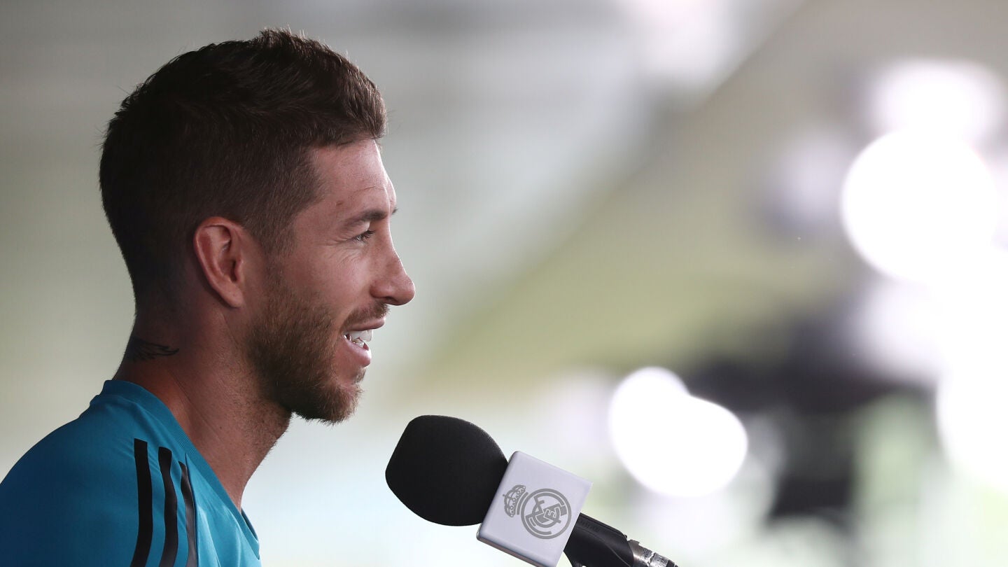 Sergio Ramos, ante los medios de comunicaci&oacute;n