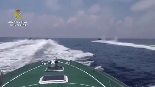Imagen de archivo de La Guardia Civil interceptando una narcolancha