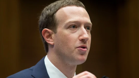 El creador de Facebook, Mark Zuckerberg, en una de sus comparecencias en Washington El creador de Facebook, Mark Zuckerberg, en una de sus comparecencias en Washington