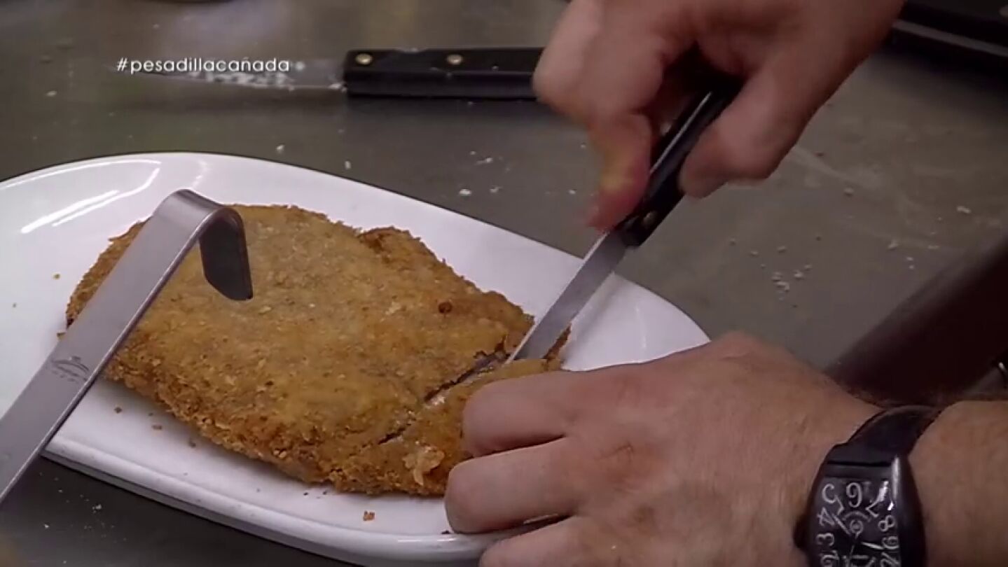 As&iacute; es el espectacular cachopo de Alberto Chicote: paso a paso, el chef descubre su receta en A Ca&ntilde;ada