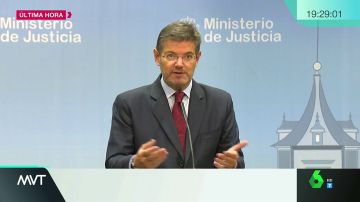 El ministro Rafael Catalá ante los medios