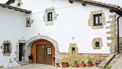 Casa Artola Cinco Casas Rurales en las que perderte en primavera
