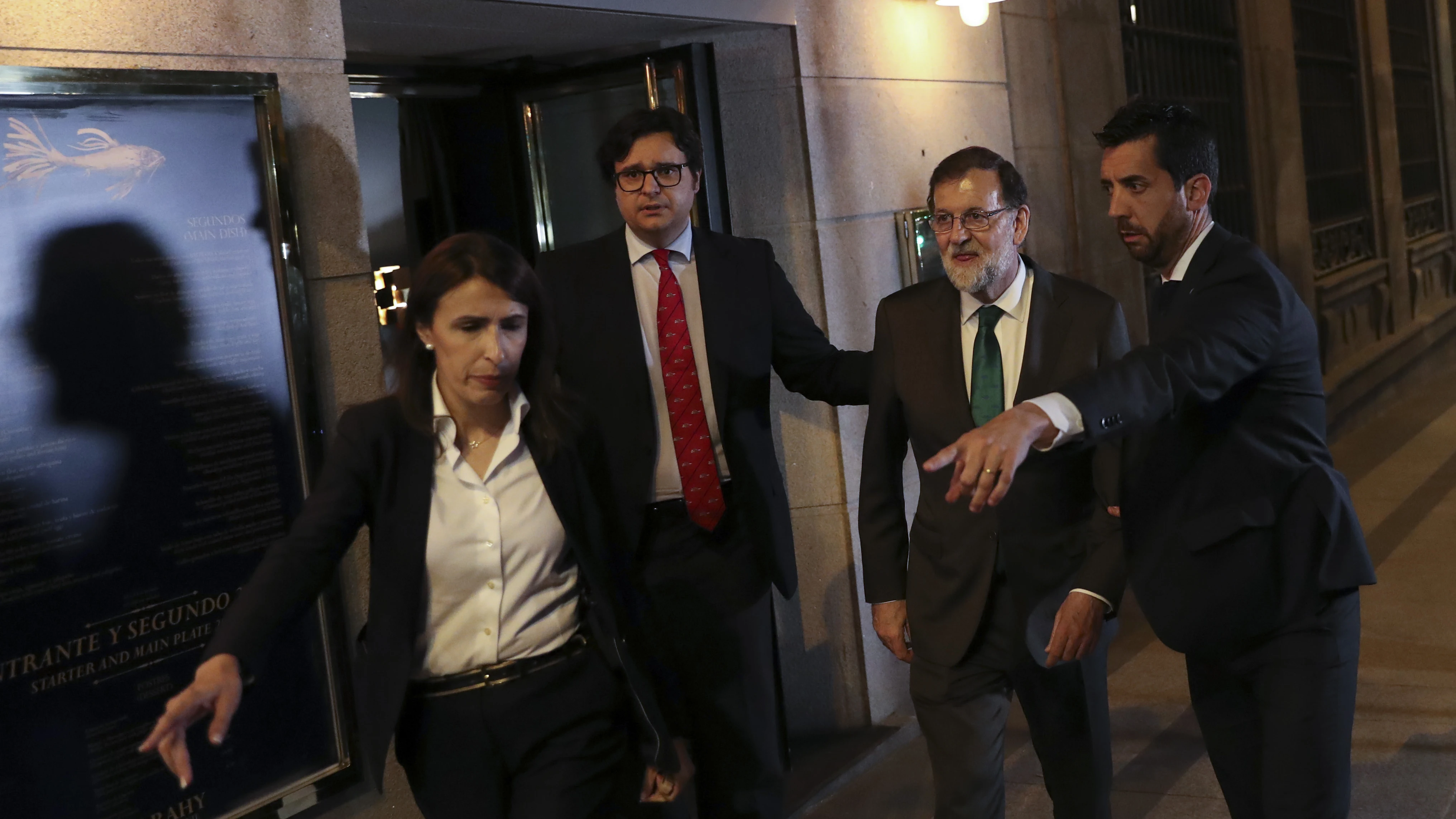 Mariano Rajoy a su salida del restaurante