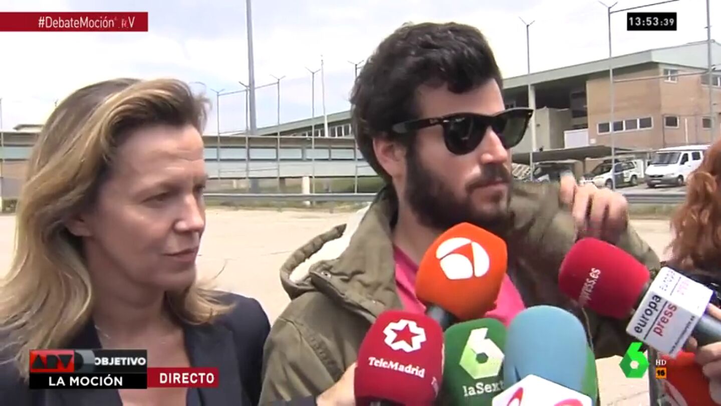 Willy B&aacute;rcenas, explica c&oacute;mo han reunido los 200.000 euros de fianza de su madre Rosal&iacute;a Iglesias: "Gracias a los grandes amigos, hemos conseguido reunir el dinero"
