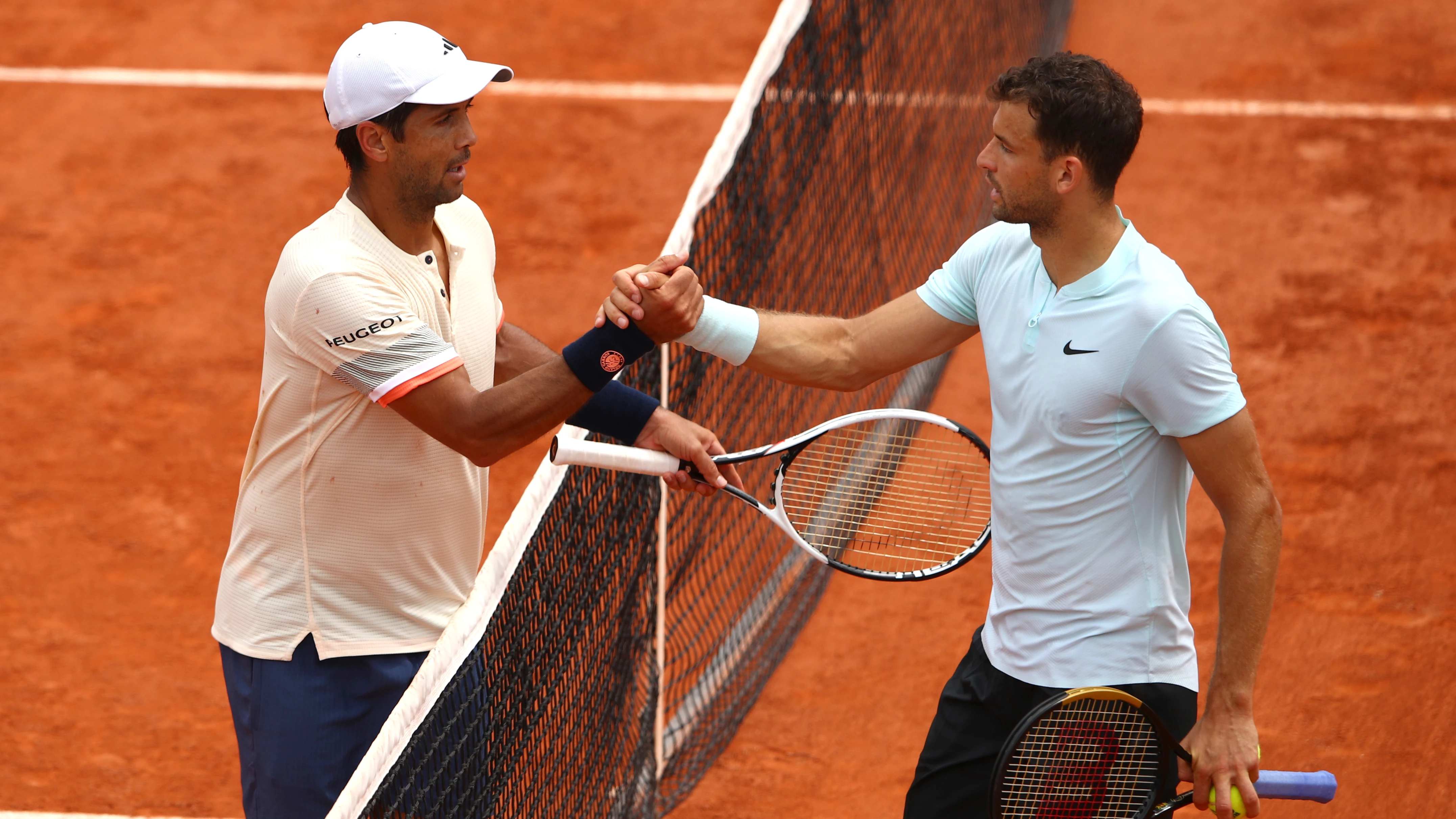 Verdasco y Dimitrov se saludan tras el partido