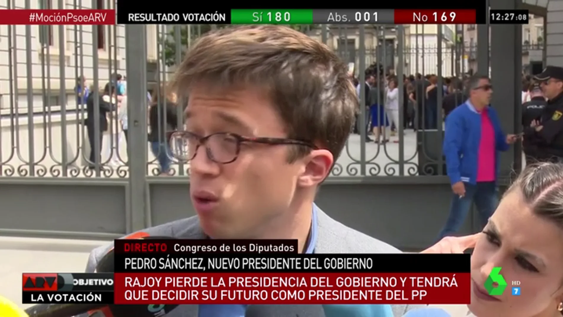 Errejón, tras la moción de censura: "Nos hemos librado de Rajoy y del PP, pero eso es solo el principio del camino"