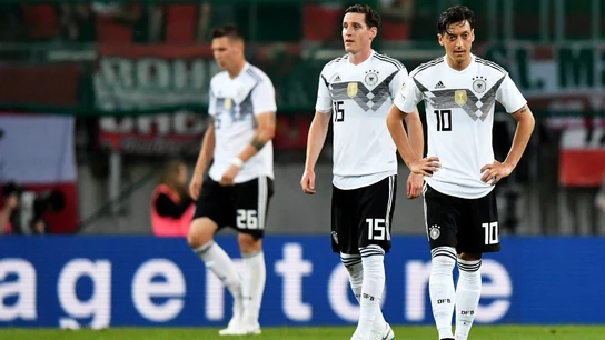 Los jugadores de Alemania se lamentan Los jugadores de Alemania se lamentan