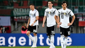 Los jugadores de Alemania se lamentan