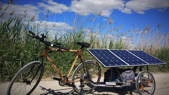 Imagen de la bicicleta solar de la iniciativa de Zima Project Imagen de la bicicleta solar de la iniciativa de Zima Project