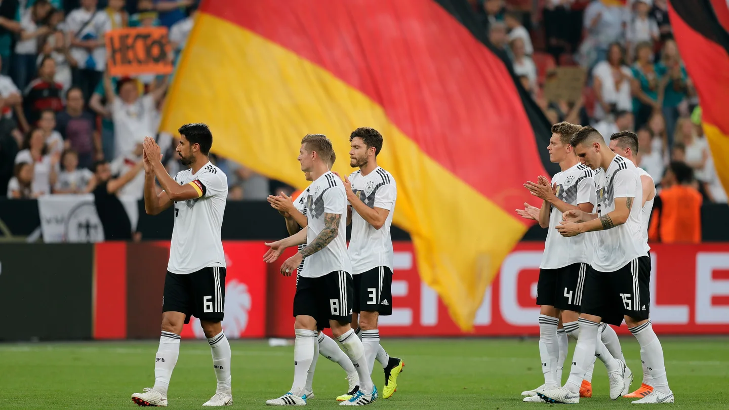 La selección alemana de fútbol celebra su victoria La selección alemana de fútbol celebra su victoria