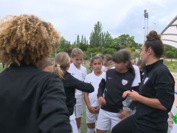 NINAS FUTBOL NINAS FUTBOL
