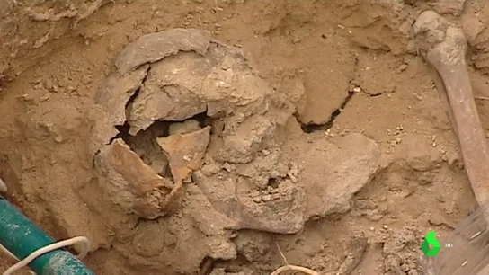 Exhuman la Fosa 128 de Paterna donde podría haber unos 130 fusilados por el franquismo Exhuman la Fosa 128 de Paterna donde podría haber unos 130 fusilados por el franquismo
