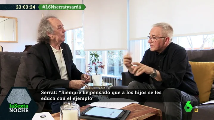 Joan Manuel Serrat: "Hasta que los viejos y las mujeres no han salido a la calle, la protesta en este país ha sido un desastre"