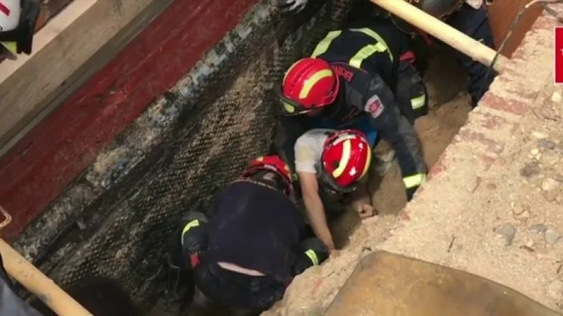 Obrero atrapado en un corrimiento en Madrid