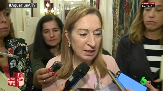 Ana Pastor se desmarca de los ataques del PP al rescate del Aquarius: "Todo lo que sea comportamiento humanitario será bienvenido siempre" Ana Pastor se desmarca de los ataques del PP al rescate del Aquarius: "Todo lo que sea comportamiento humanitario será bienvenido siempre"