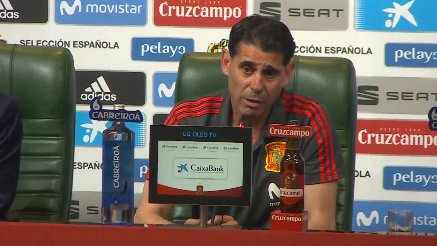 Fernando Hierro comparece ante los medios de comunicación