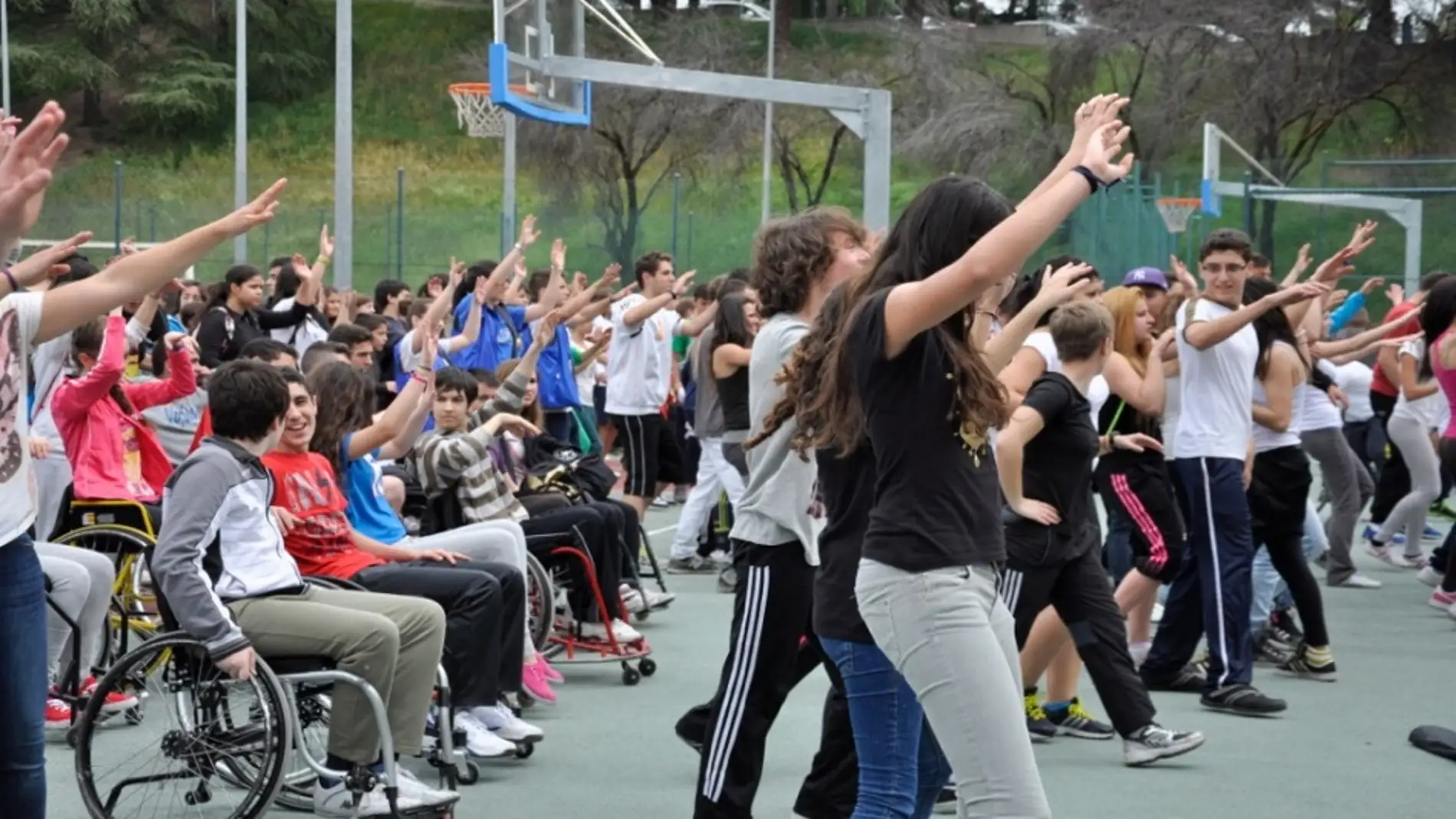 Los alumnos madrilenos a favor de incluir a companeros con discapacidad en el deporte
