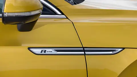Volkswagen Arteon R-Line Volkswagen Arteon R-Line