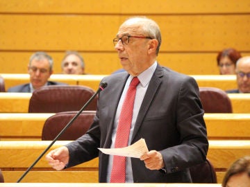 El senador José Cruz Pérez Lapazarán. El senador José Cruz Pérez Lapazarán.