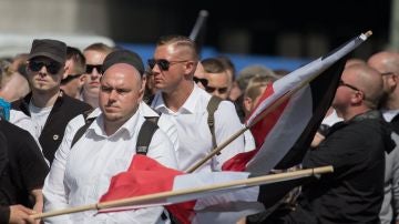 Miembros de organizaciones de extrema derecha y movimientos neonazis en Berlín
