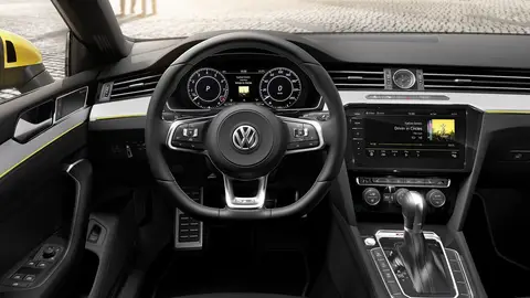 Volkswagen Arteon R-Line Volkswagen Arteon R-Line
