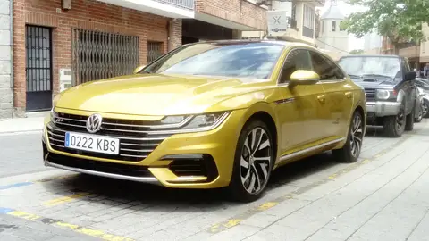 Volkswagen Arteon R-Line Volkswagen Arteon R-Line