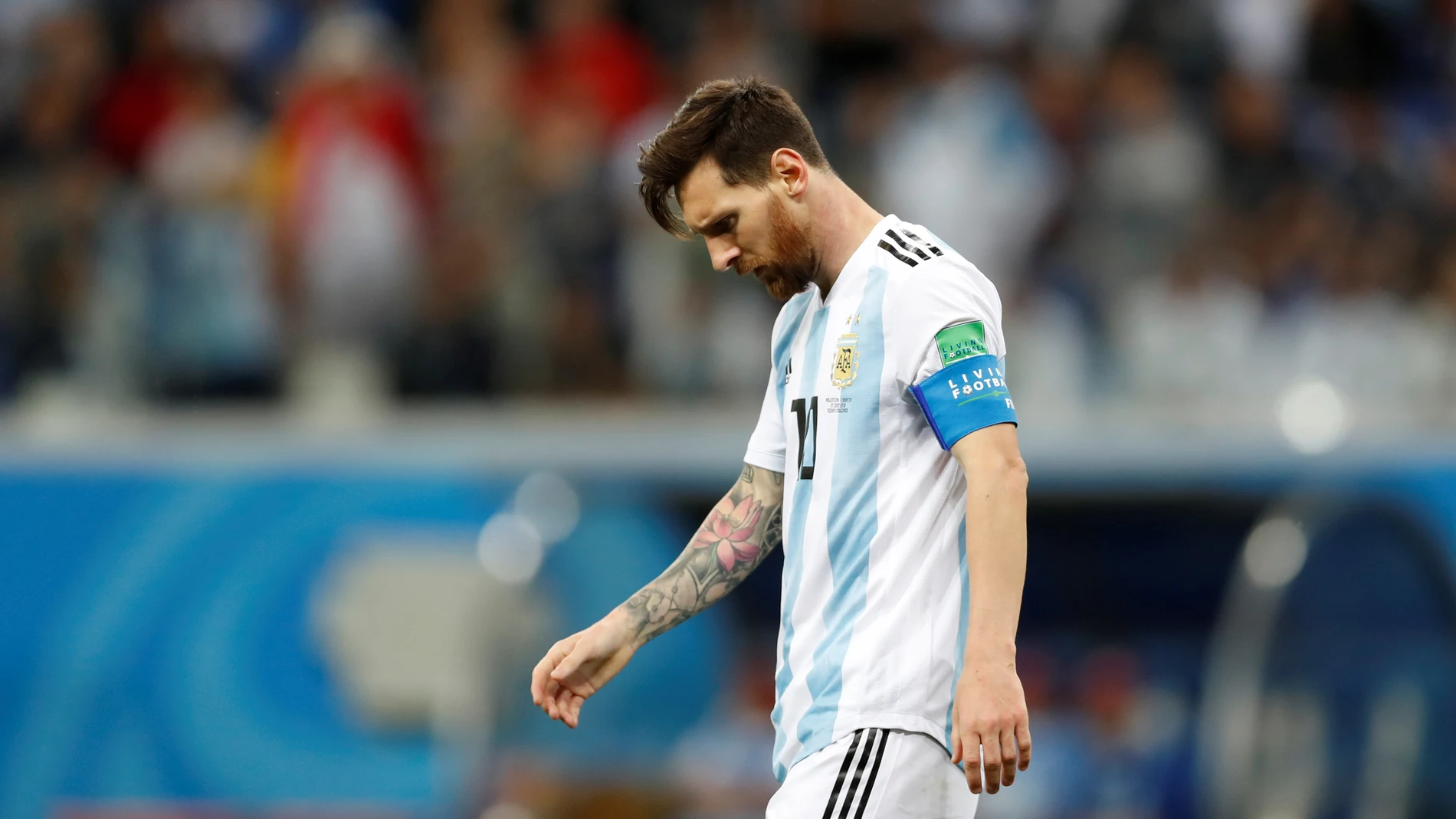 Leo Messi, cabizbajo en el partido de la selección argentina