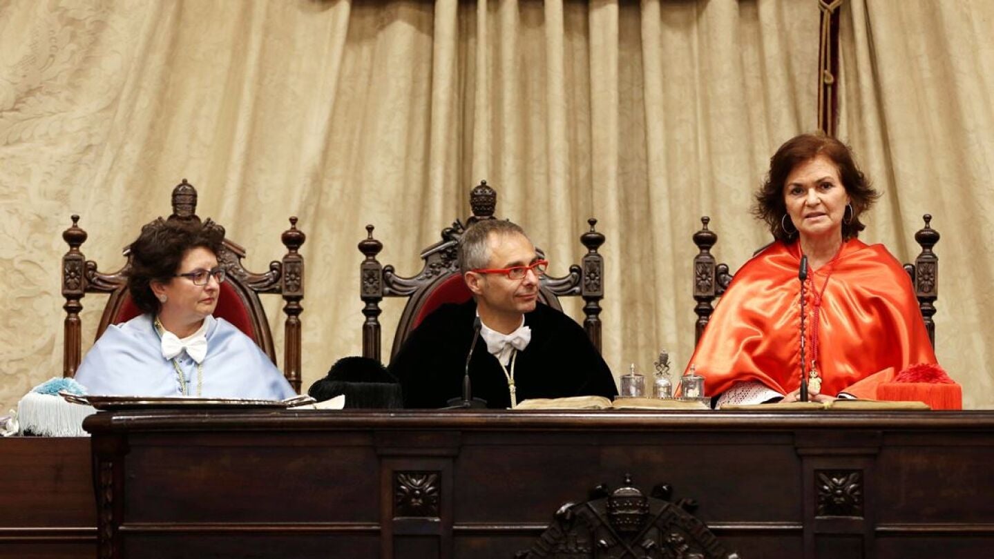 Carmen Calvo, vicepresidenta y ministra de Igualdad