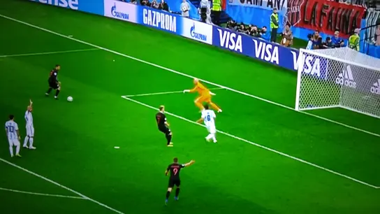 Messi y Mascherano, criticados por su pasividad en el 0-3 Messi y Mascherano, criticados por su pasividad en el 0-3
