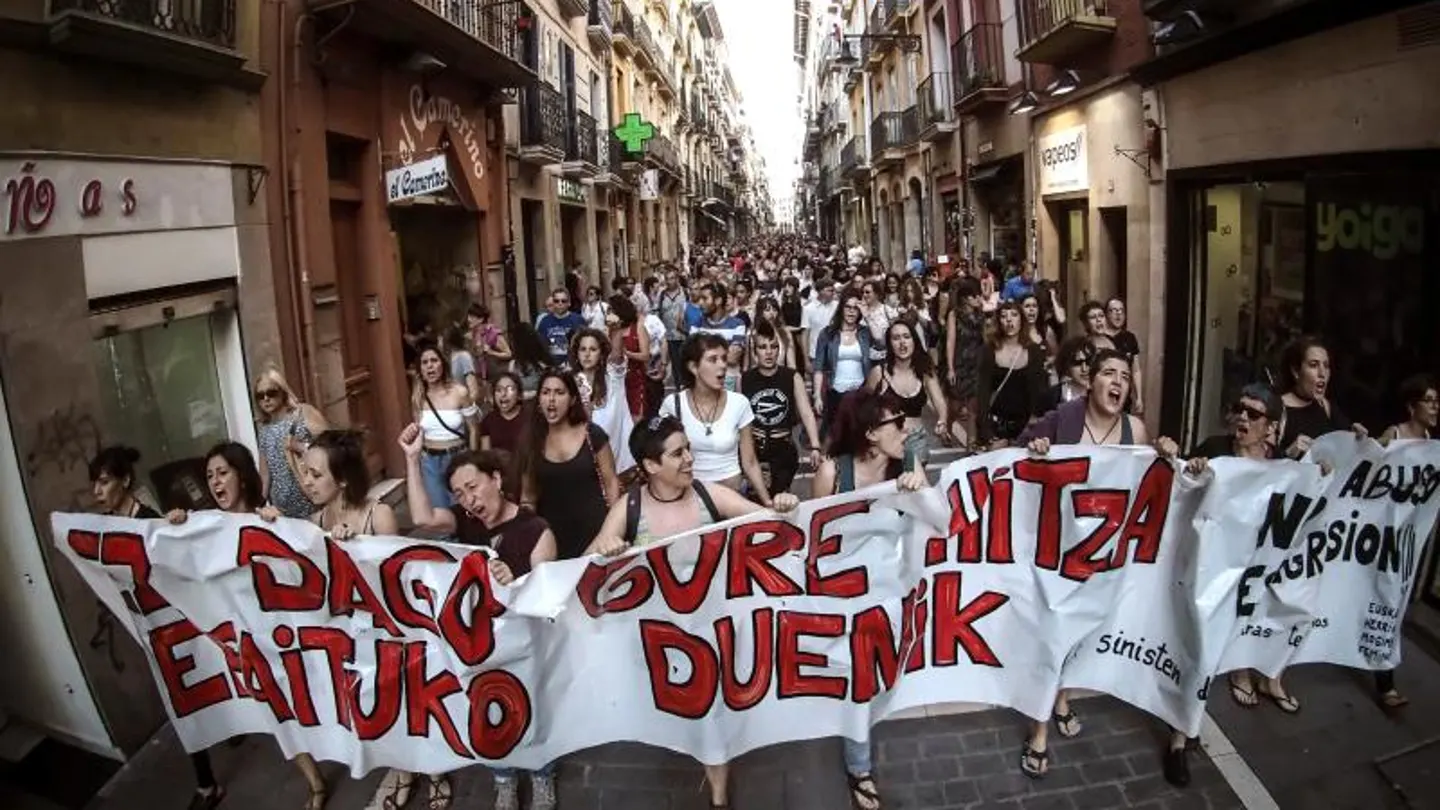 El grito de "no es abuso, es violación" vuelve a las calles de Pamplona El grito de "no es abuso, es violación" vuelve a las calles de Pamplona