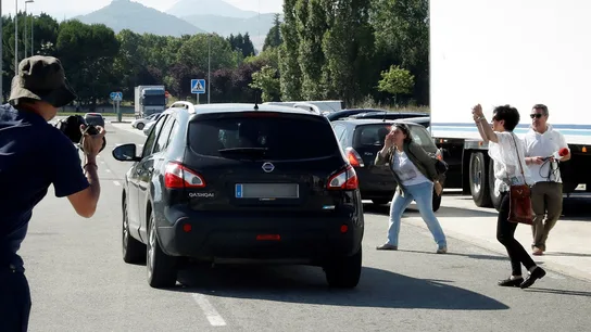 Los miembros de La Manada saliendo de la prisión de Pamplona Los miembros de La Manada saliendo de la prisión de Pamplona