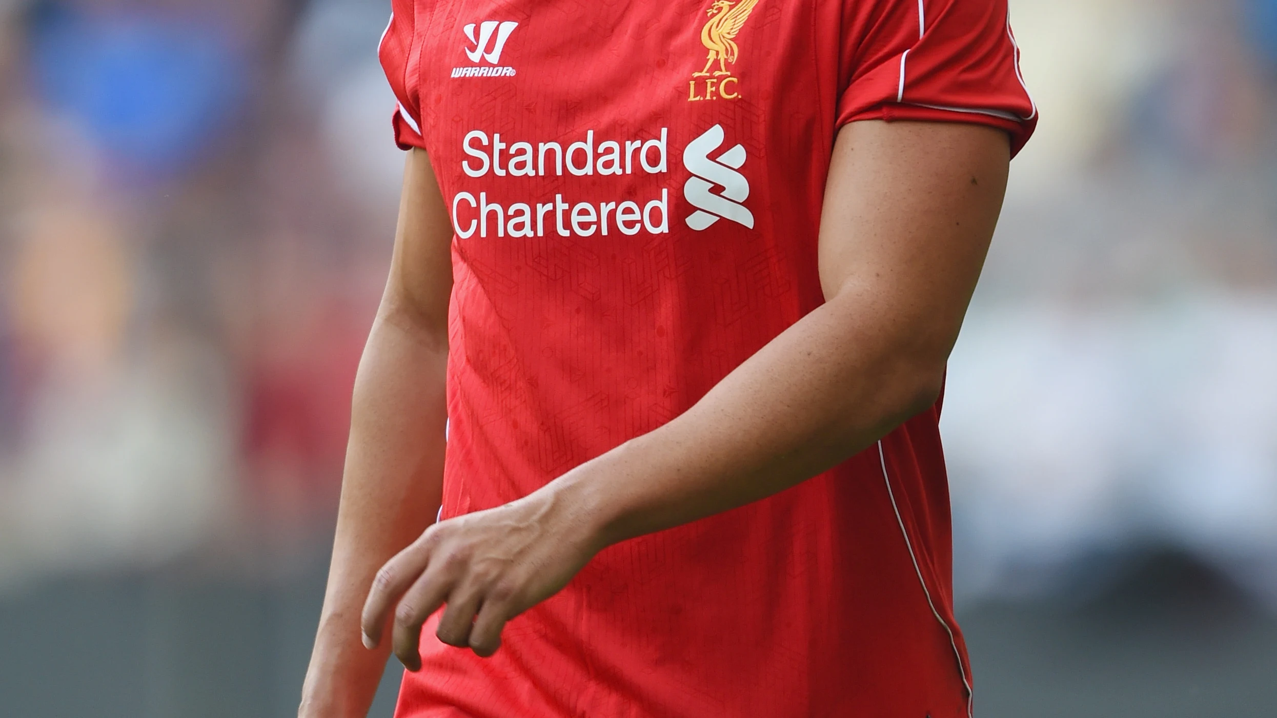 José Enrique, durante un partido con el Liverpool