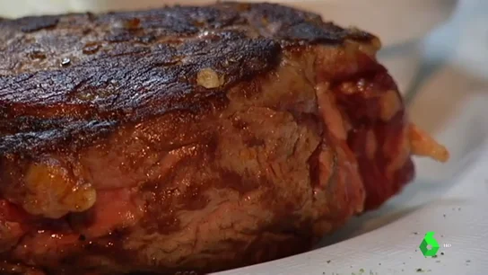 Una semana sin carne, la propuesta de Greenpeace para reducir los 94 kilos por persona al año de consumo cárnico en España Una semana sin carne, la propuesta de Greenpeace para reducir los 94 kilos por persona al año de consumo cárnico en España