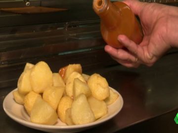 El Mundial de Rusia dejará kilos de más: los aficionados pueden engordar hasta 5 kilos viendo los partidos de fútbol El Mundial de Rusia dejará kilos de más: los aficionados pueden engordar hasta 5 kilos viendo los partidos de fútbol