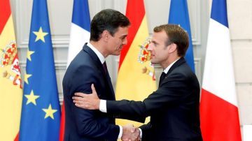 El jefe del Gobierno, Pedro Sánchez y el presidente francés, Emmanuel Macron