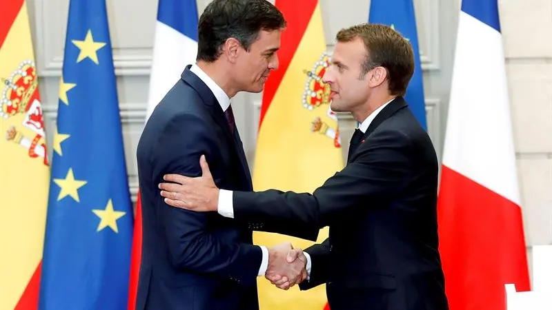 El jefe del Gobierno, Pedro Sánchez y el presidente francés, Emmanuel Macron 