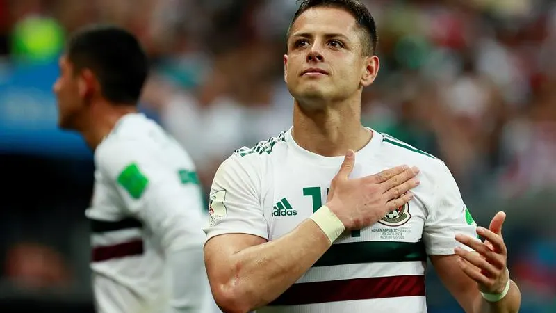 Chicharito, en un partido con México.