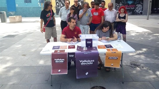 Mesa de 'Vallekas decide' Mesa de 'Vallekas decide'
