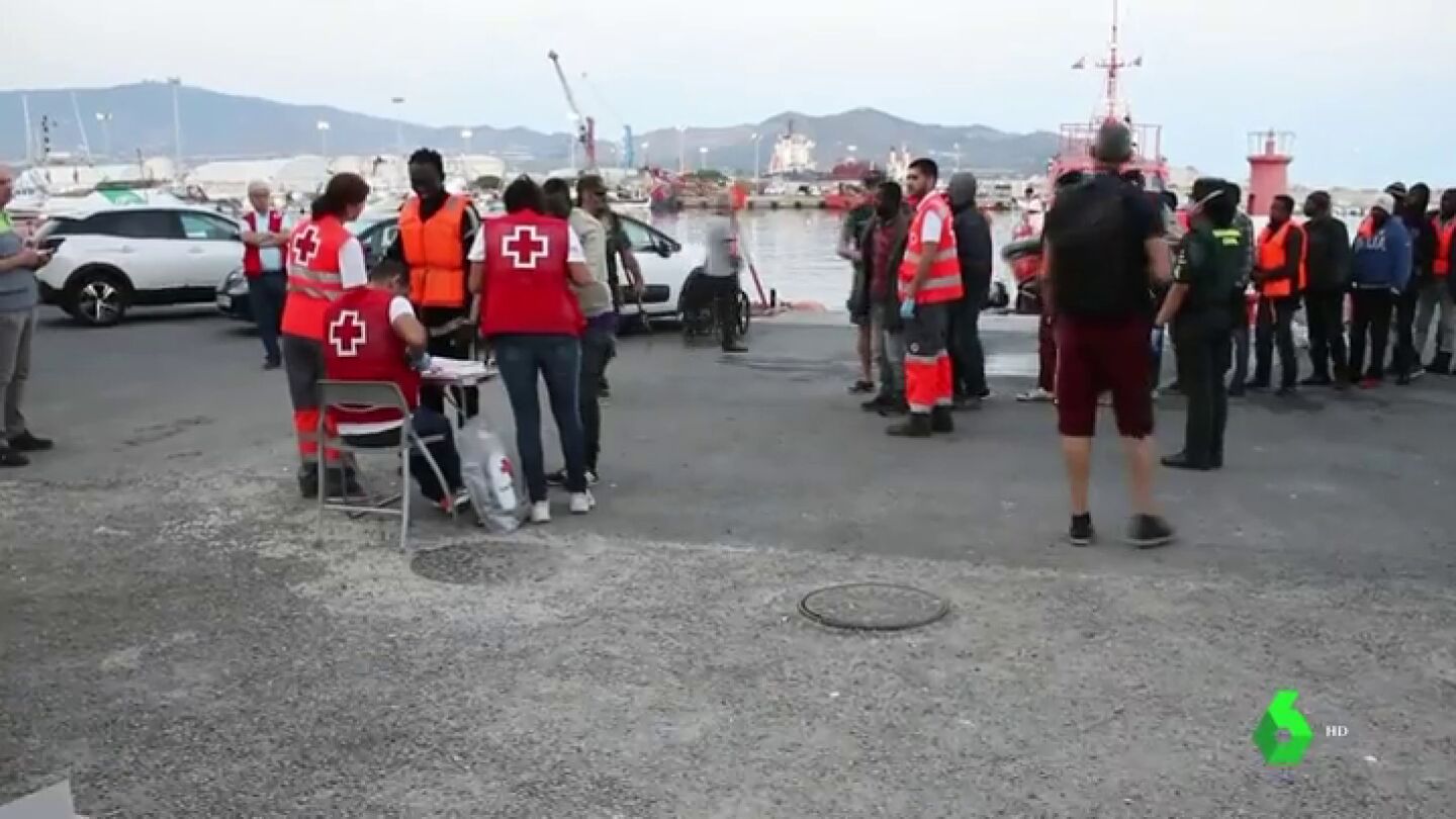Salvamento mar&iacute;timo rescata a 569 personas a bordo de 21 pateras