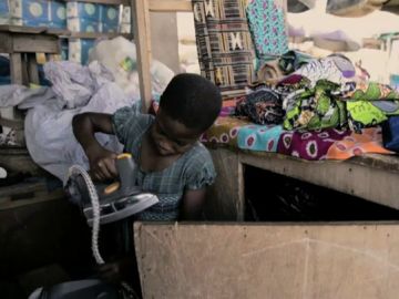 El drama de las niñas y niños esclavos El drama de las niñas y niños esclavos