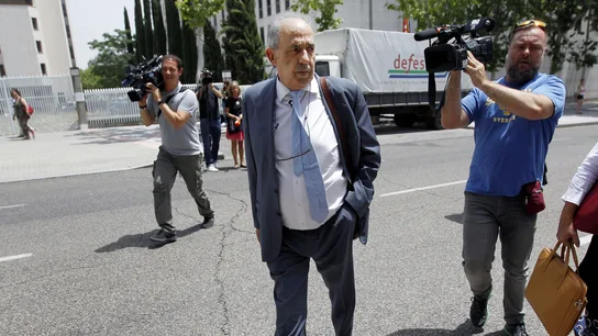 El exdirector del Instituto de Derecho Público de la URCJ Enrique Álvarez Conde  El exdirector del Instituto de Derecho Público de la URCJ Enrique Álvarez Conde