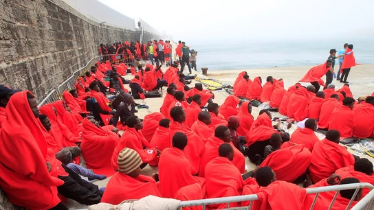 Migrantes en el puerto de Tarifa (Cádiz) Migrantes en el puerto de Tarifa (Cádiz)