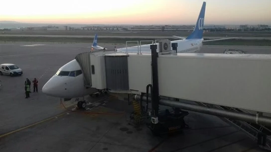 Imagen de archivo de una pista de aterrizaje Imagen de archivo de una pista de aterrizaje