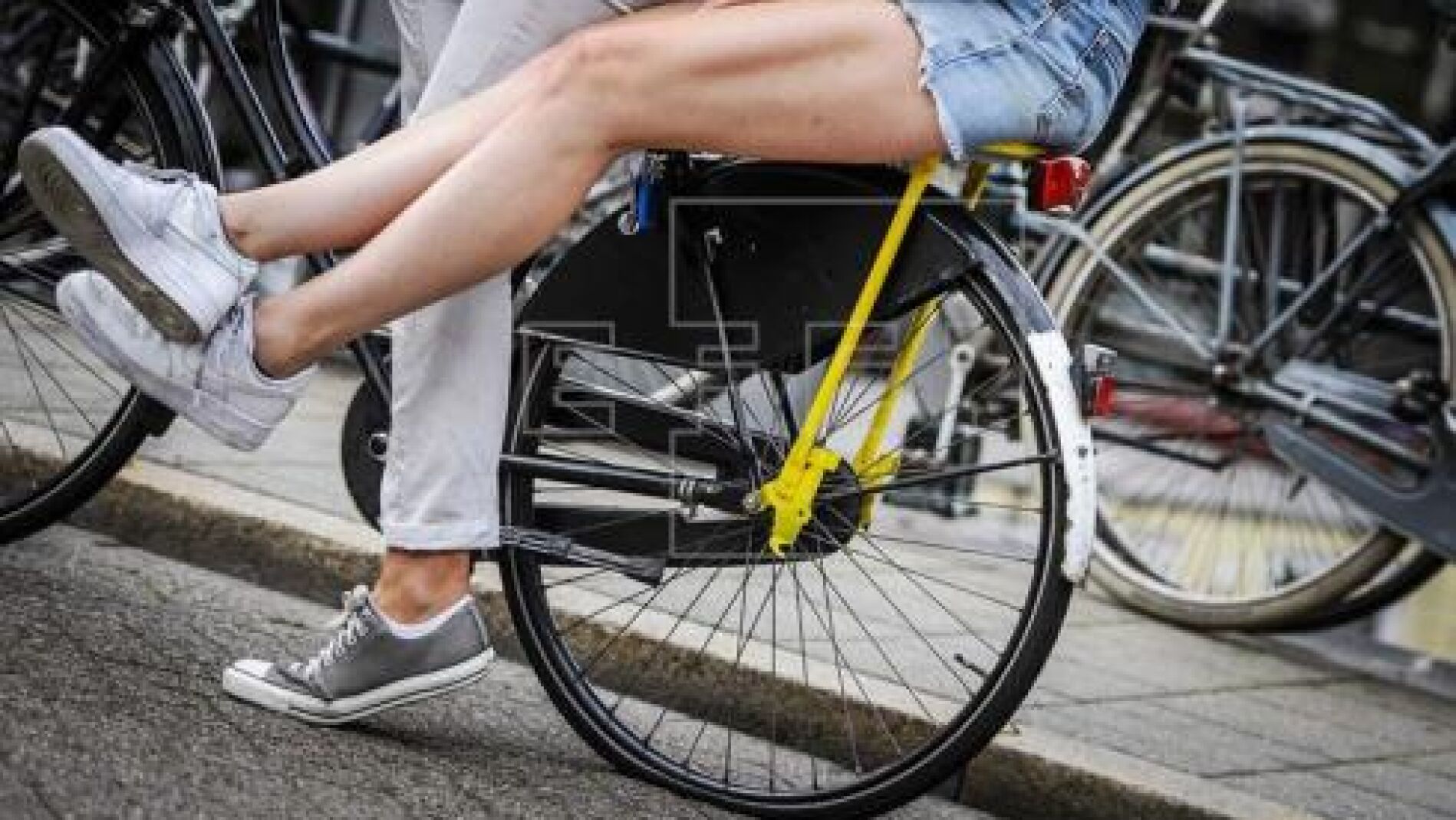 Ir en bici al trabajo reduce casi a la mitad el riesgo de morir de