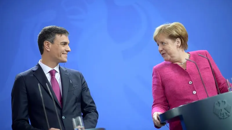 Pedro Sánchez y Angela Merkel