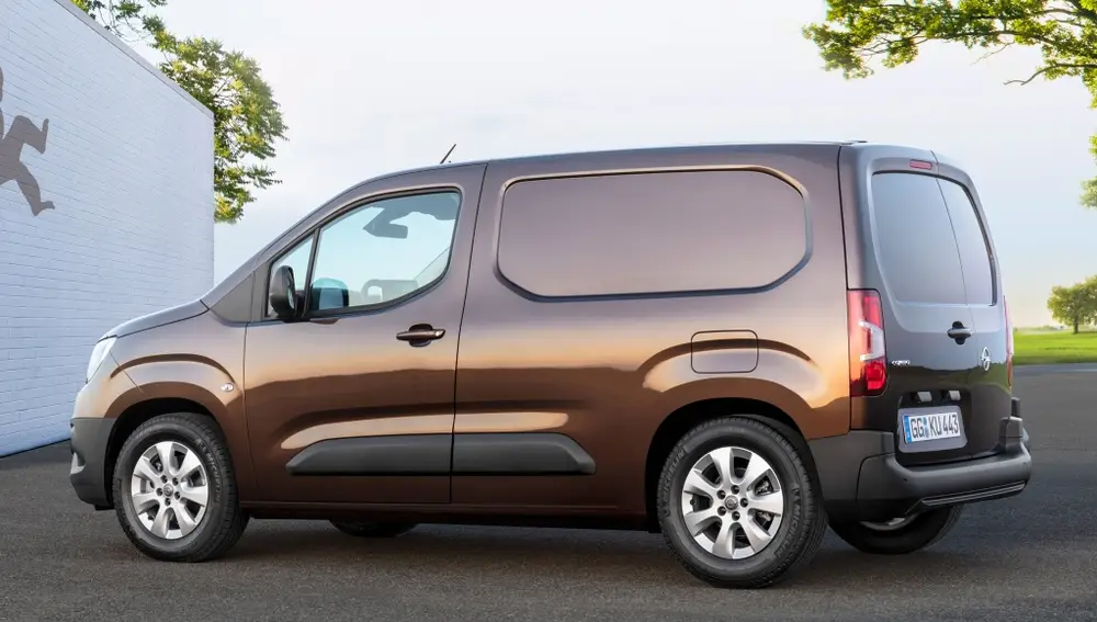 Antes de que termine el año la gama de comerciales de Opel se completará con el nuevo furgón Antes de que termine el año la gama de comerciales de Opel se completará con el nuevo furgón