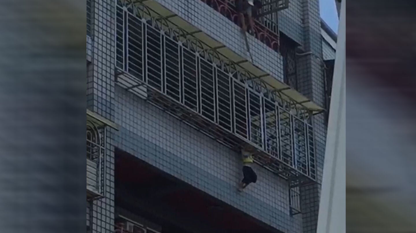 Impactante rescate a un menor en Taiwan