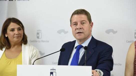 Emiliano Garc&iacute;a-Page durante su intervenci&oacute;n en la empresa Solventus de Alc&aacute;zar
