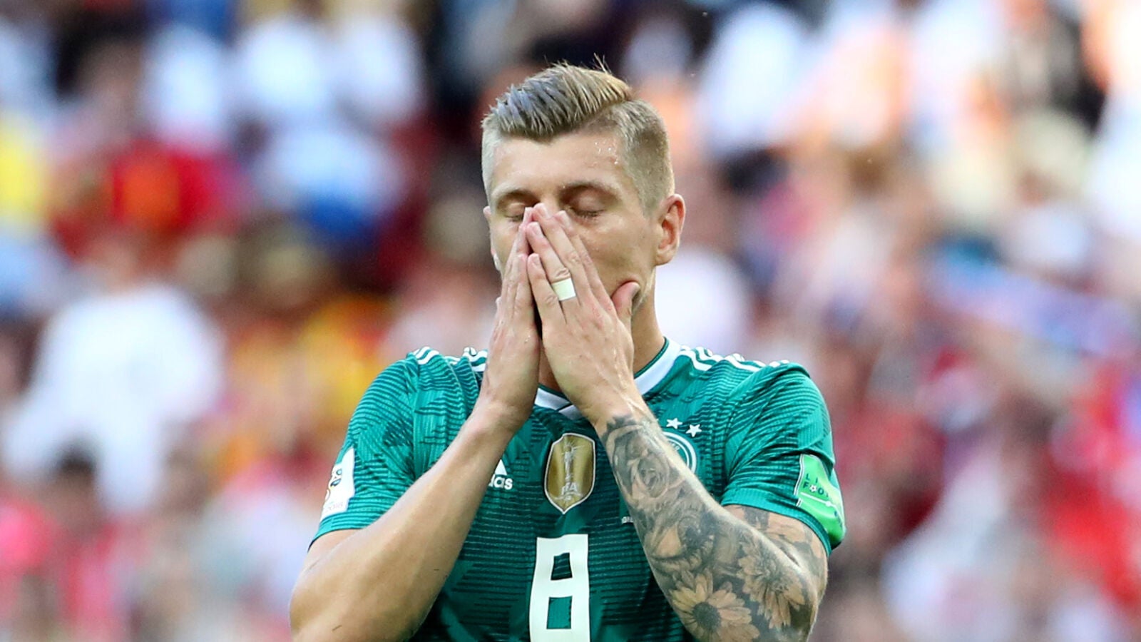 Kroos se lamenta tras la eliminaci&oacute;n de Alemania